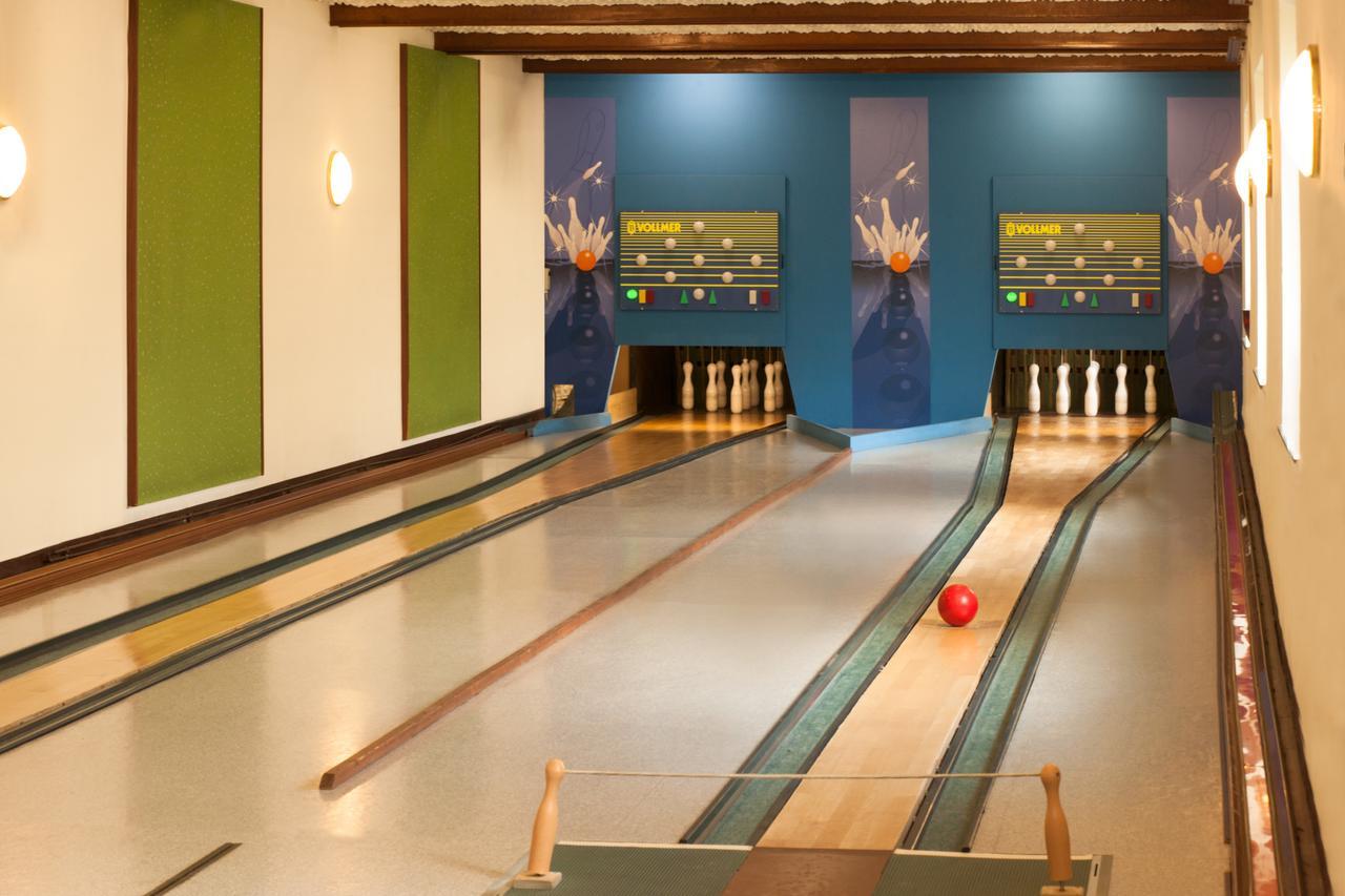 Hotel Schuetzenburg ブルシャイト エクステリア 写真