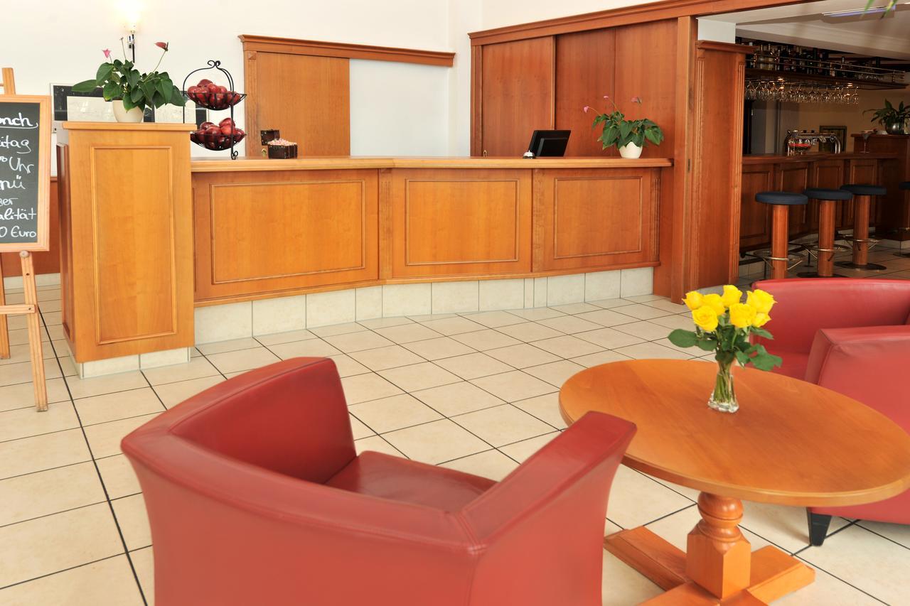 Hotel Schuetzenburg ブルシャイト エクステリア 写真