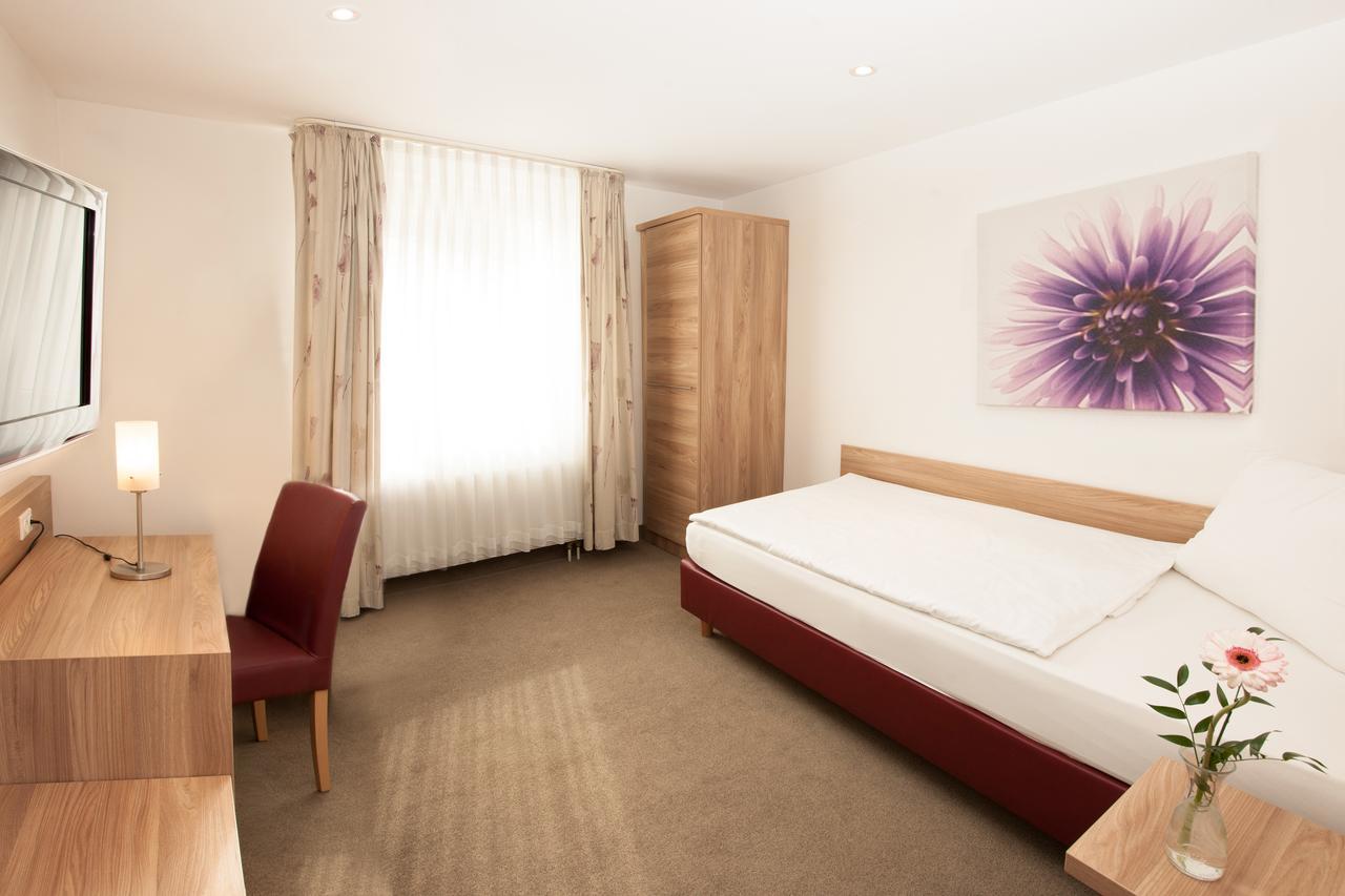 Hotel Schuetzenburg ブルシャイト エクステリア 写真